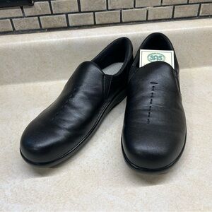 SAS Women’s Slip On Tripad Comfort Clogs In Viva Black 7s New In Box